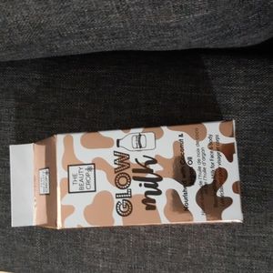 The Beauty Crop Glow Milk. NIP.